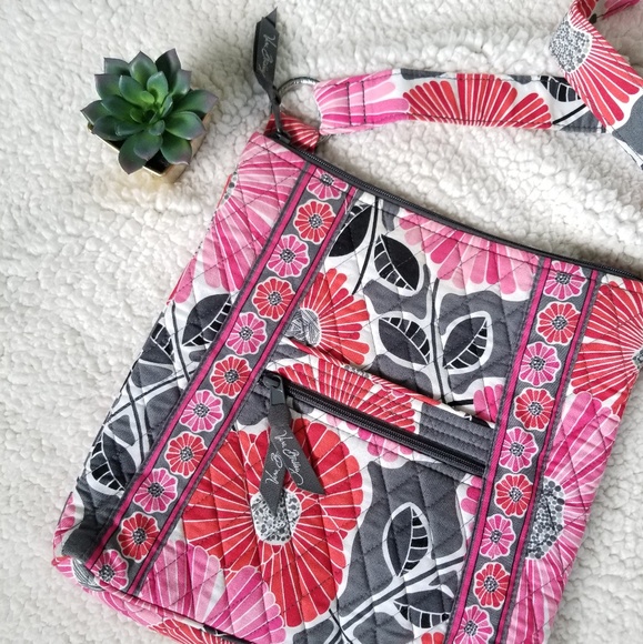 Vera Bradley Handbags - LN Vera Bradley|Cheery Blossoms Hipster Crossbody